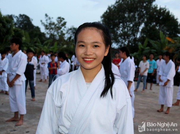 Phương học võ Karatedo được hơn 7 năm. Ảnh: Báo Nghệ An